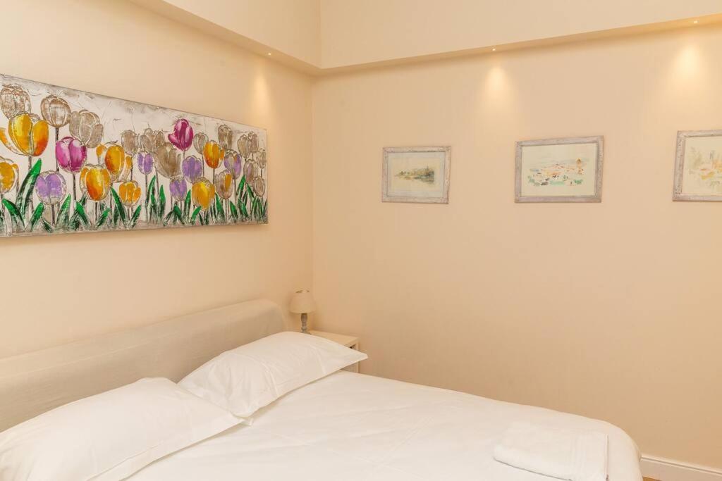 Cozy Santa Maria Novella Uffizi Duomo 2Beds-2Baths Apartment Флоренция Екстериор снимка
