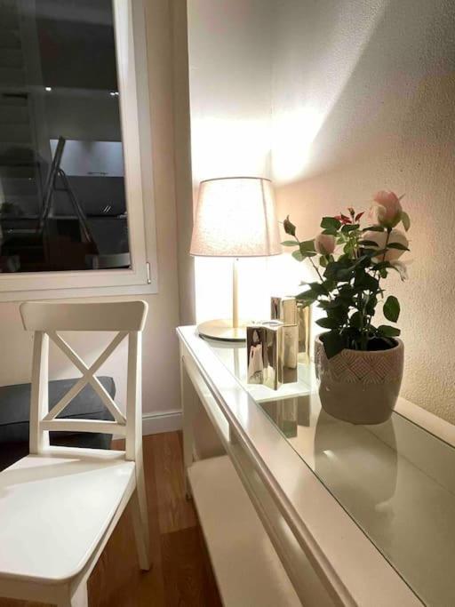 Cozy Santa Maria Novella Uffizi Duomo 2Beds-2Baths Apartment Флоренция Екстериор снимка