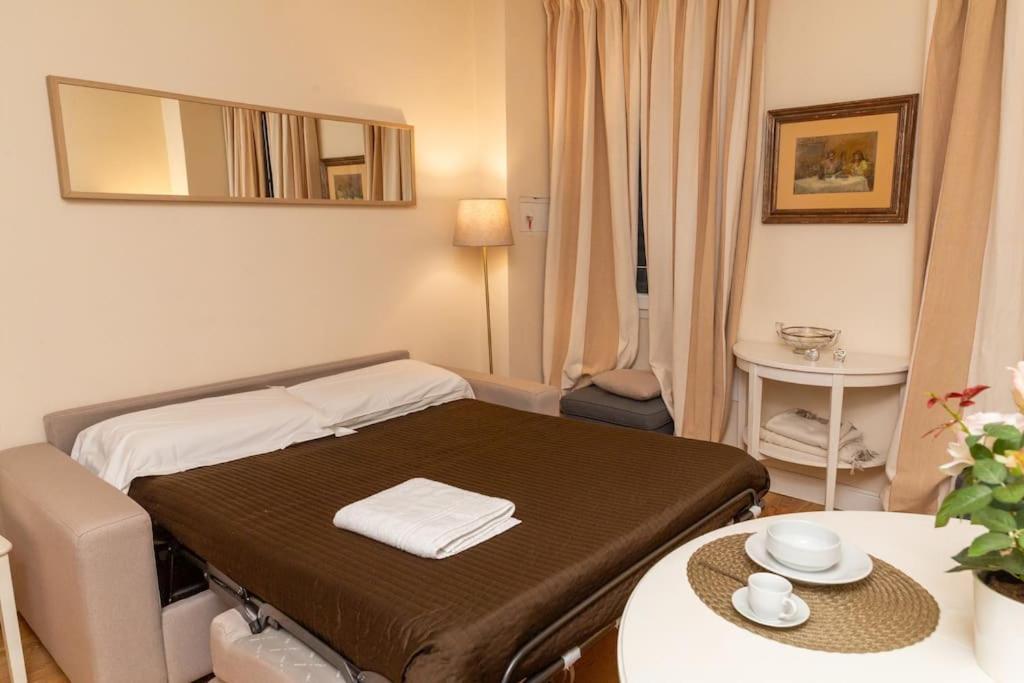 Cozy Santa Maria Novella Uffizi Duomo 2Beds-2Baths Apartment Флоренция Екстериор снимка
