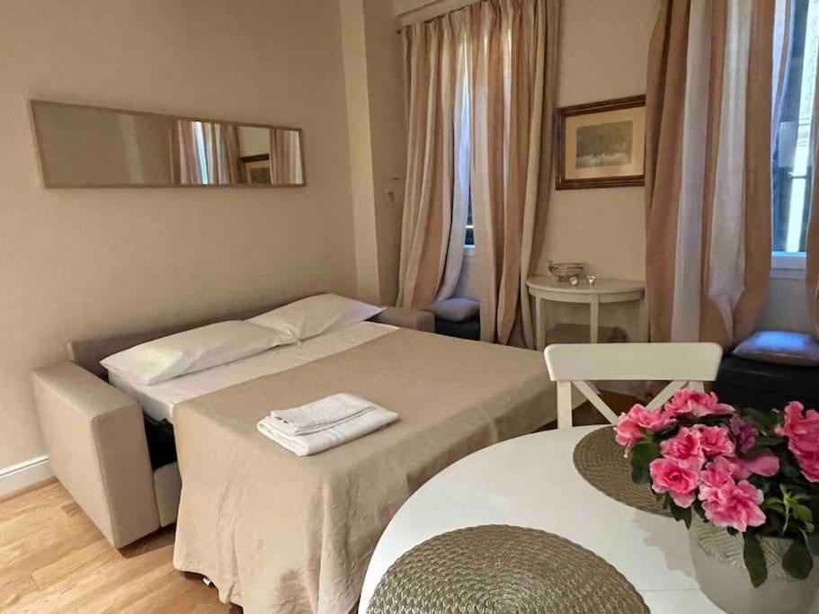 Cozy Santa Maria Novella Uffizi Duomo 2Beds-2Baths Apartment Флоренция Екстериор снимка