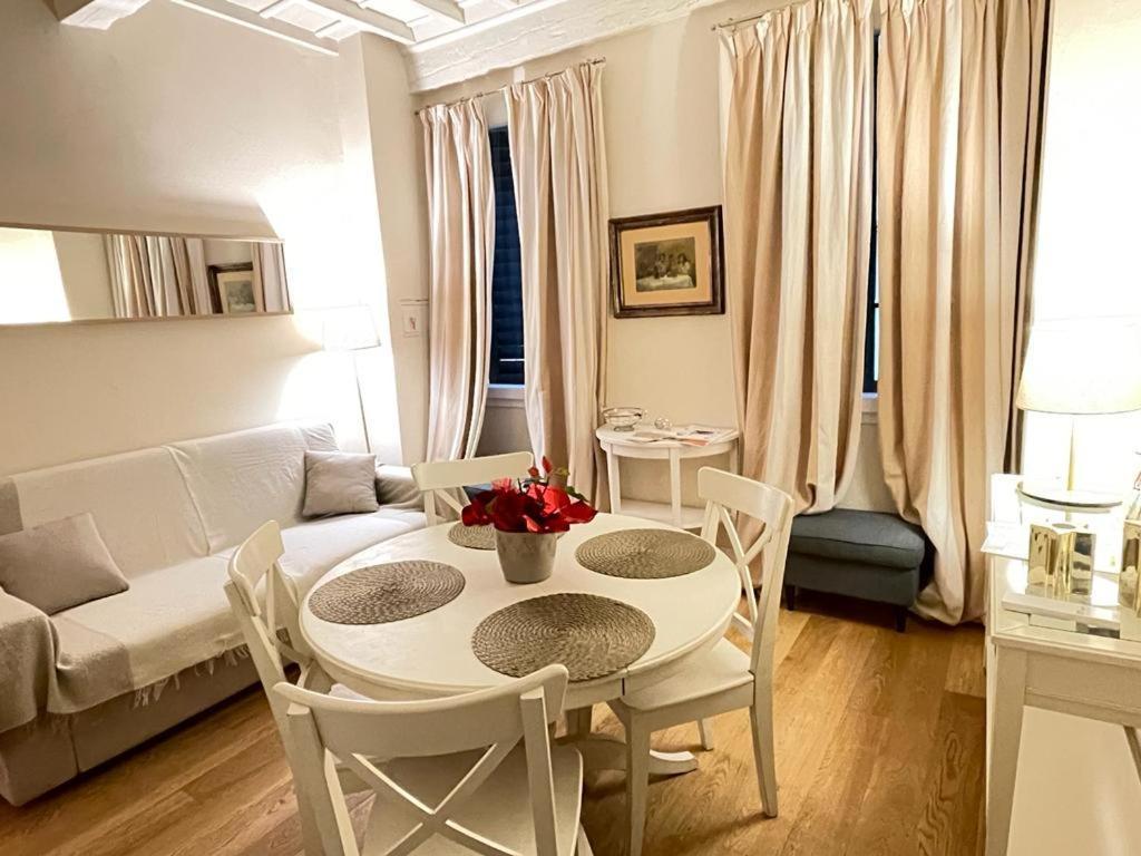 Cozy Santa Maria Novella Uffizi Duomo 2Beds-2Baths Apartment Флоренция Екстериор снимка